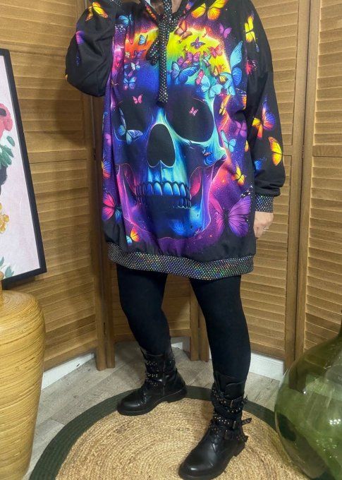 Sweat à capuche long noir Skulls & Butterflies paillettes du 40 au 50/52  