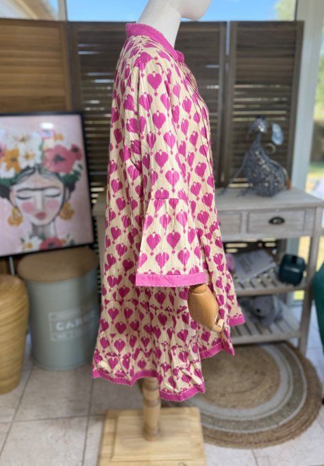 Robe courte trapèze beige coeurs Fuschia du 38 au 46/48  