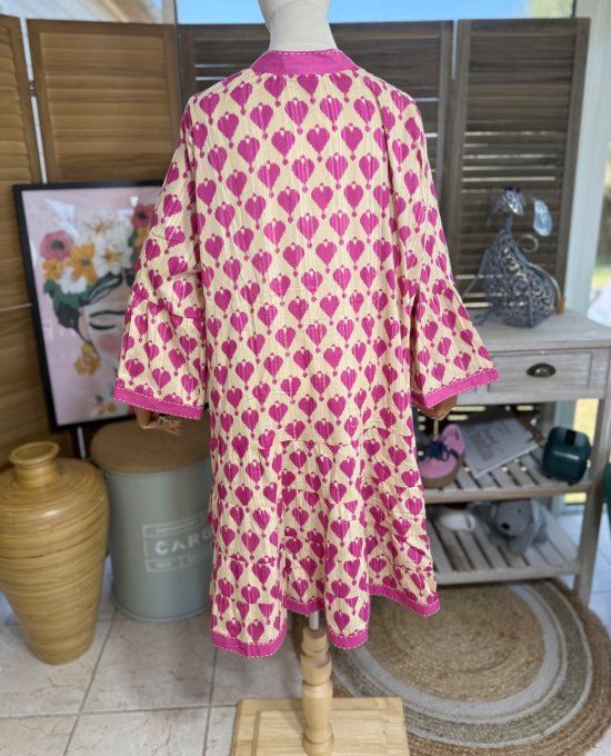 Robe courte trapèze beige coeurs Fuschia du 38 au 46/48  