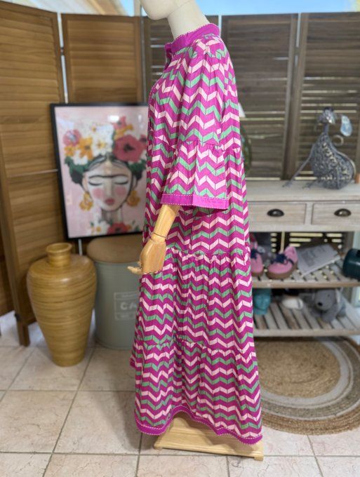 Robe longue trapèze fuschia et vert Gucci pailletée Esprit Aztèque du 36 au 46 