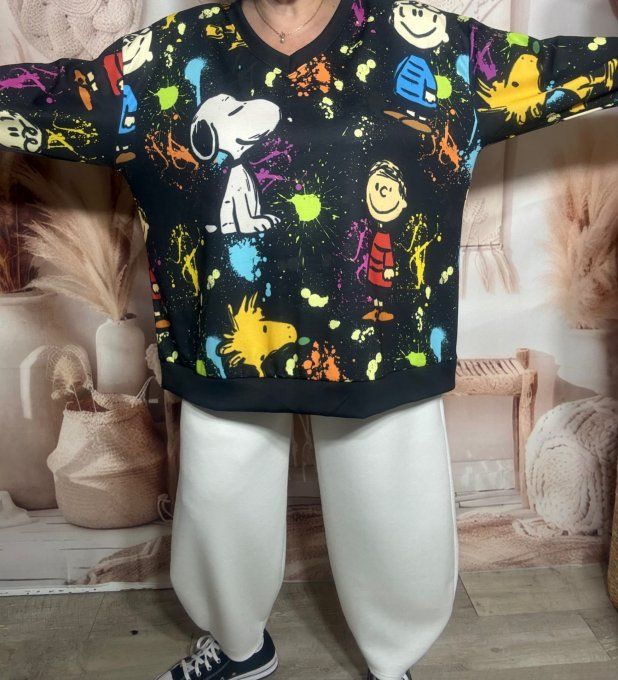 Sweat noir manches longues Snoopy & Peanuts Friends du 40 au 52/54