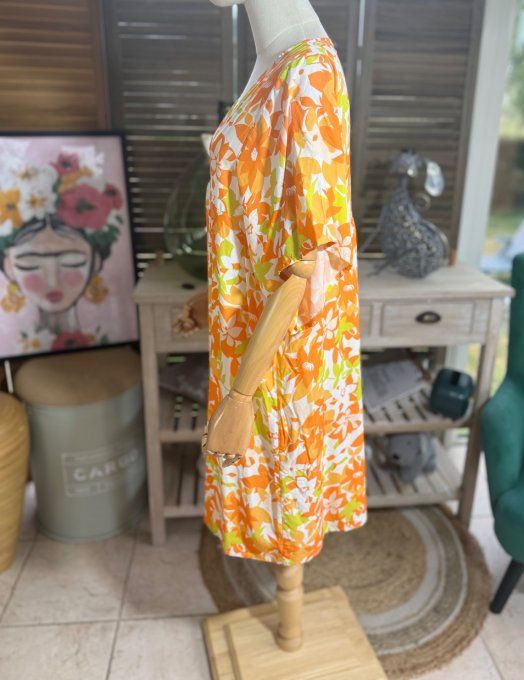 Robe courte trapèze fleurs camaïeu de oranges et verts du 38 au 48  