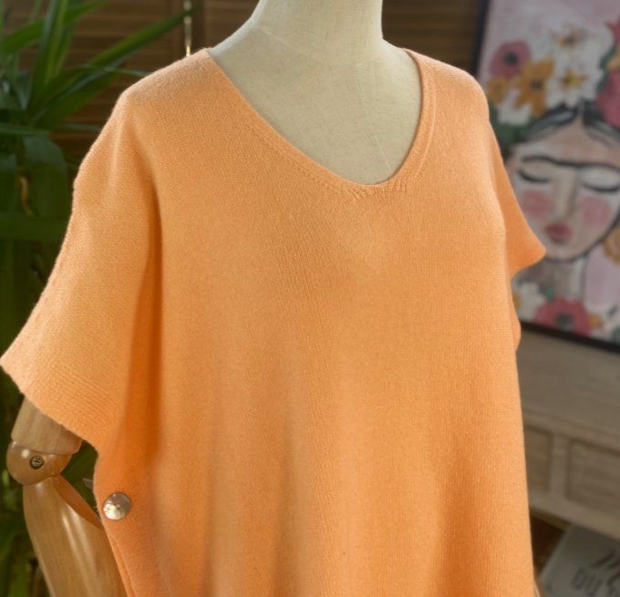 pull ample poncho Abricot col V douceur +++ du 40 au 50 et même +