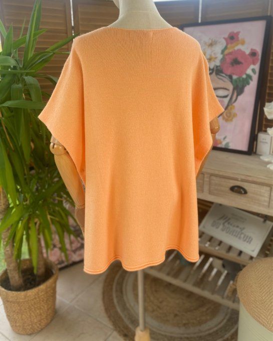 pull ample poncho Abricot col V douceur +++ du 40 au 50 et même +
