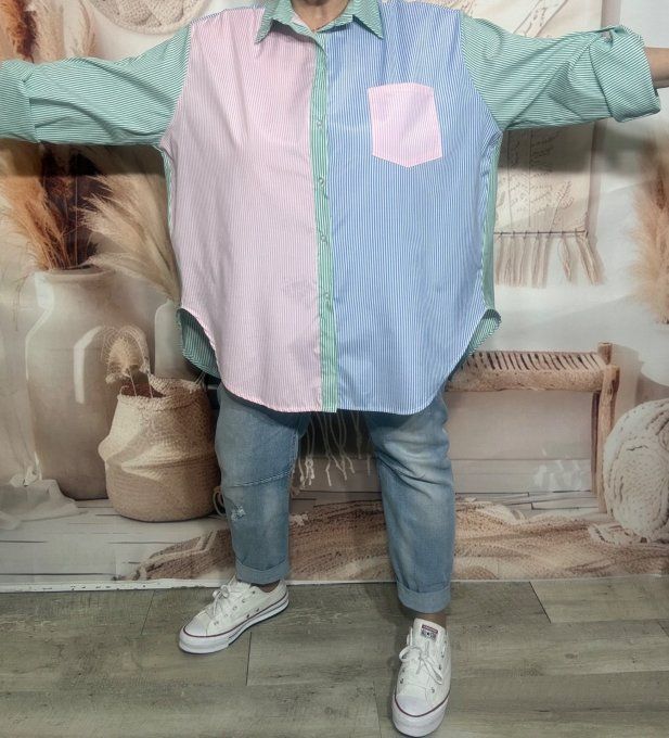 Chemise oversize asymétrique rayée rose bonbon et bleu sur fond vert Gucci du 42 au 52/54