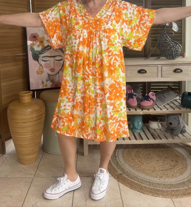 Robe courte trapèze fleurs camaïeu de oranges et verts du 38 au 48  