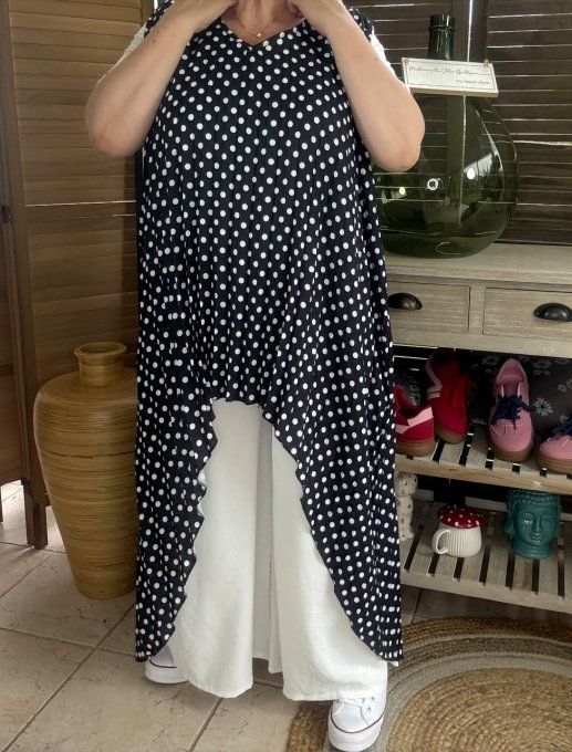 Maxi-tunique plissée asymétrique noire pois blancs du 42 au 56/58