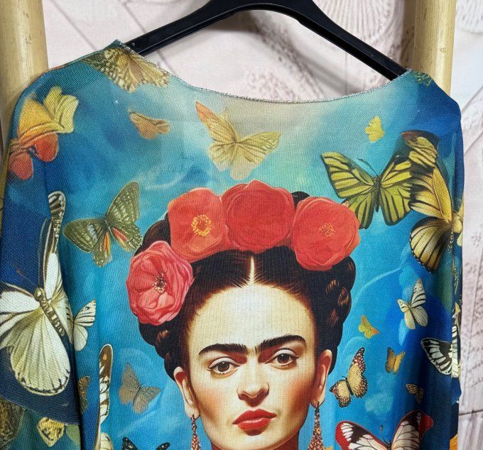 Top manches longues bleuté Frida Kahlo et les papillons du 40 au 50/52
