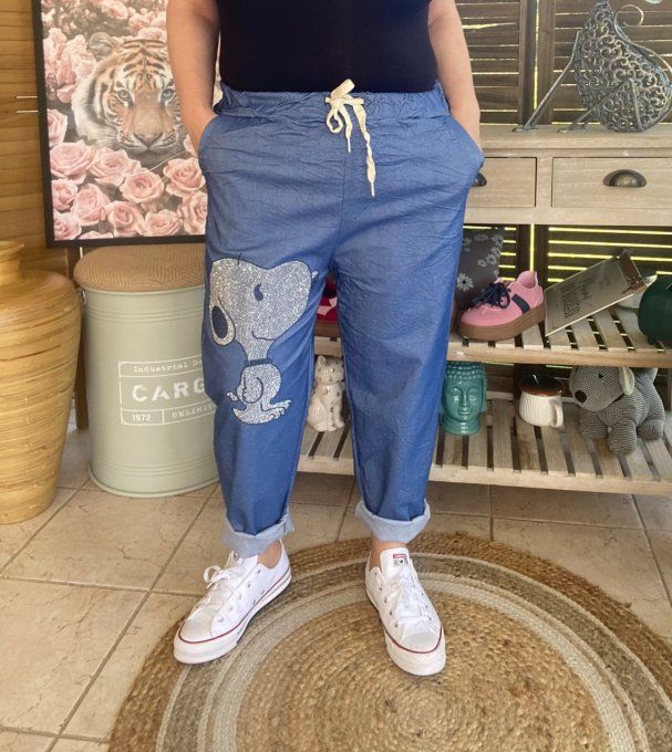 panta jogg  (dit magique) jeans stone fin Snoopy strass argentés du 38 au 48