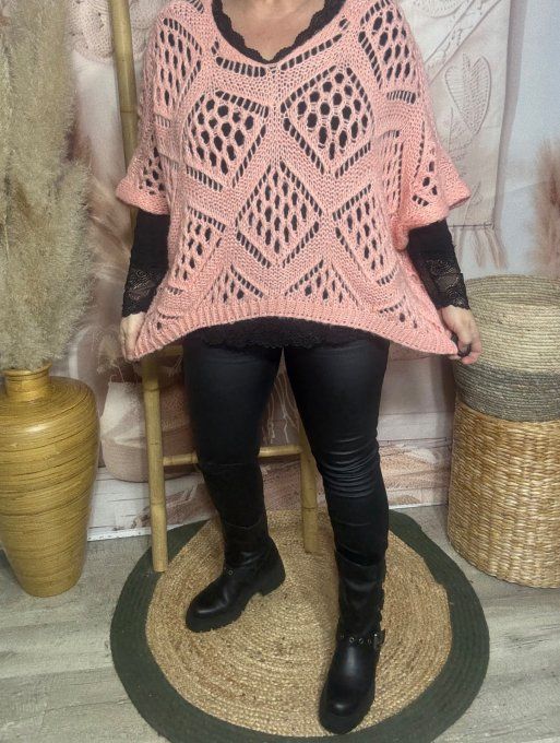 Pull asymétrique ample SANS LAINE maille crochet Bohème rose saumoné douceur ++ du 40 au 52