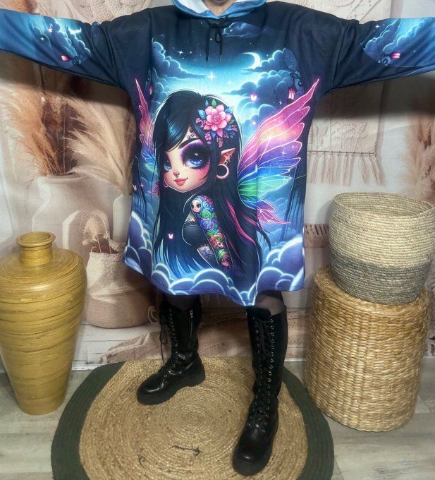 Robe-sweat trapèze à capuche multicolore The Tattoo Pretty Girl du 40 au 50/52 