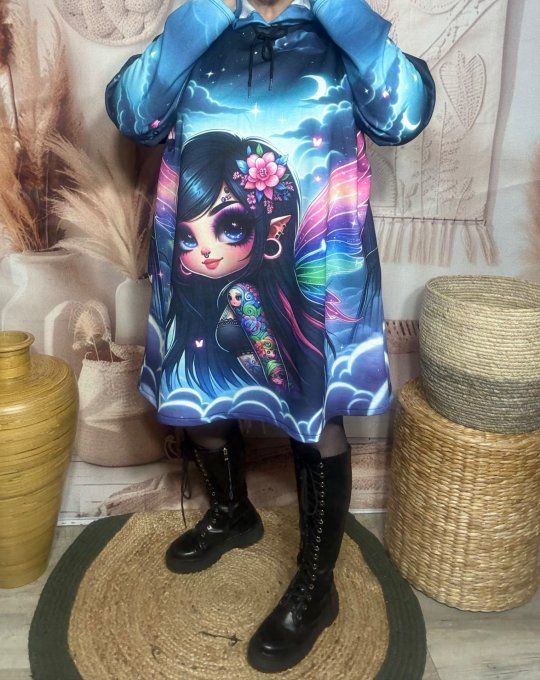 Robe-sweat trapèze à capuche multicolore The Tattoo Pretty Girl du 40 au 50/52 