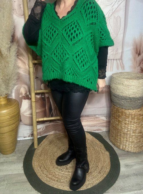 Pull asymétrique ample SANS LAINE maille crochet Bohème vert Gucci douceur ++ du 40 au 52 