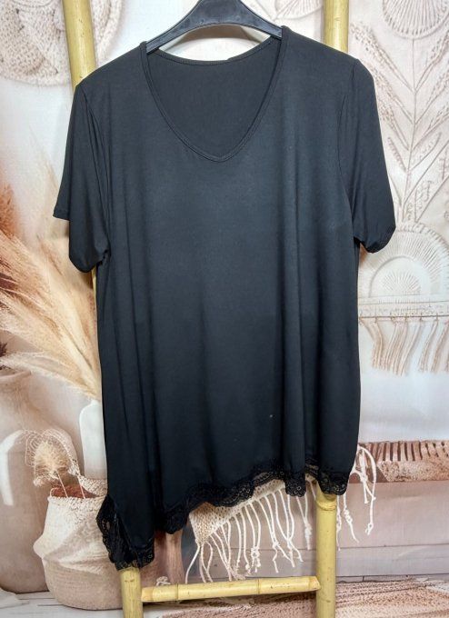 Top ample asymétrique noir manches courtes & dentelle en bas douceur +++ du 40 au 52/54
