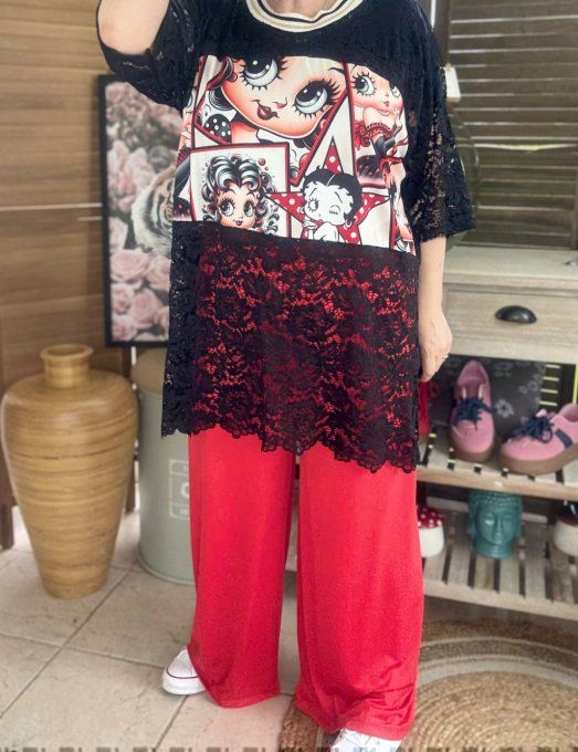 Tunique ample dentelle noire Pretty Betty Boop  du 40 au 50/52 