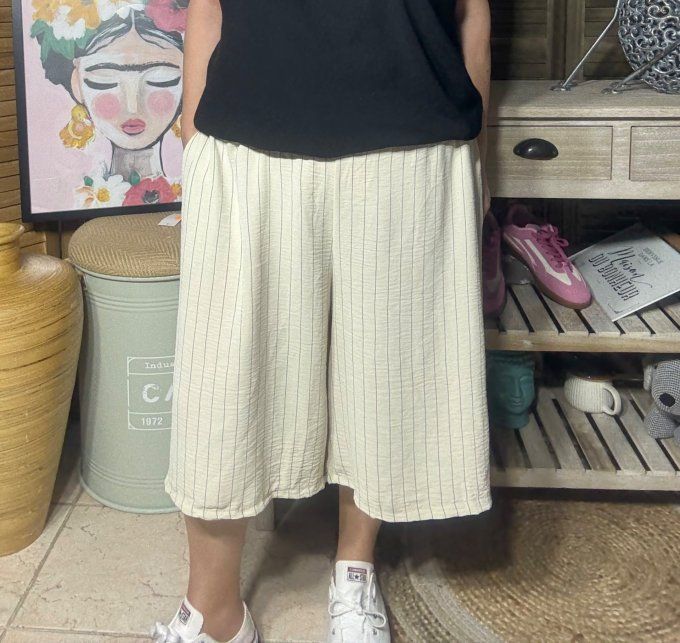 Short long / bermuda beige fines rayures + ceinture confort ++++ du 42 au 52/54 
