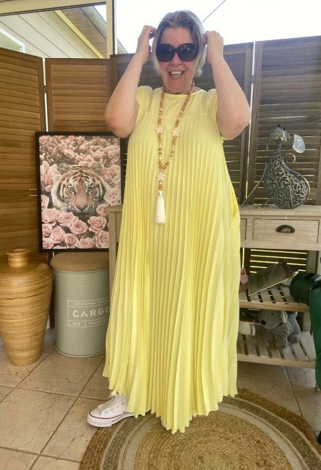 Robe ample longue plissée manches courtes jaune pastel du 38 au 48/50 