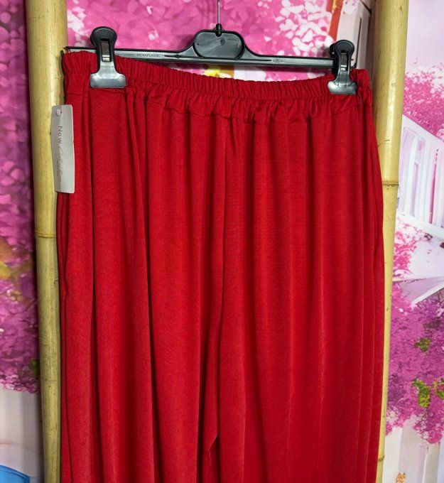 Pantalon "Aladin" Lycra rouge cuisses larges bouffantes bas élastiqué confort +++ du 40 au 54/56