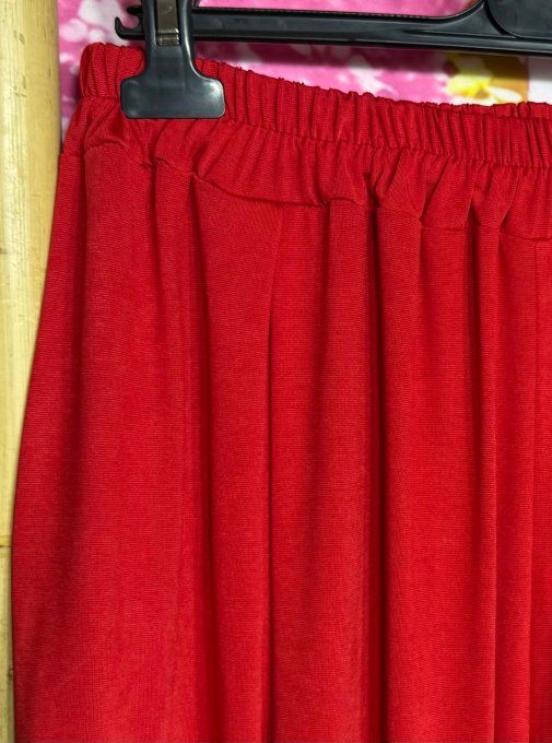 Pantalon "Aladin" Lycra rouge cuisses larges bouffantes bas élastiqué confort +++ du 40 au 54/56