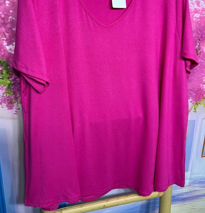 Top trapèze Fuschia manches courtes col V collection Les Basiques du Dressing du 40 au 54