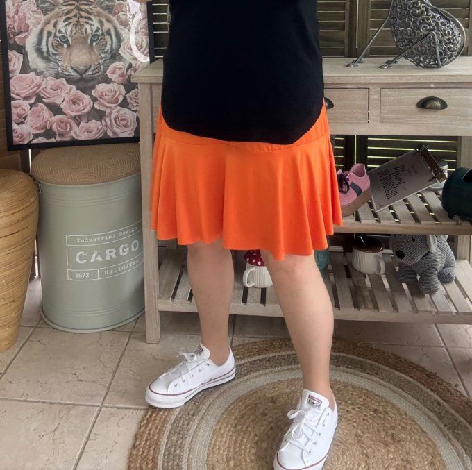 Jupe -short ample orange stretch ++++ du 38 au 54   