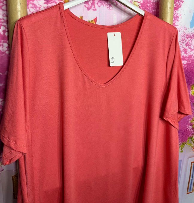 Top trapèze Corail manches courtes col V collection Les Basiques du Dressing du 40 au 54