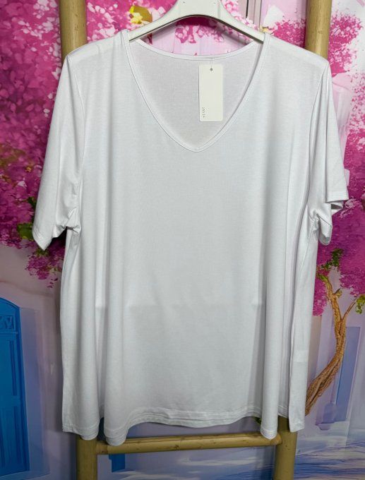 Top trapèze blanc manches courtes col V collection Les Basiques du Dressing du 40 au 54