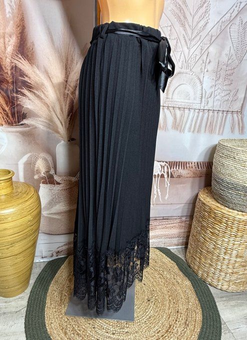 Jupe longue plissée noire et dentelle chic + ceinture satinée du 40 au 50