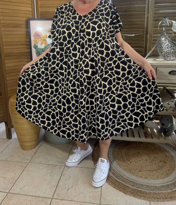Robe trapèze asymétrique noire et beige Ethnique Girafe du 40 au 52/54 