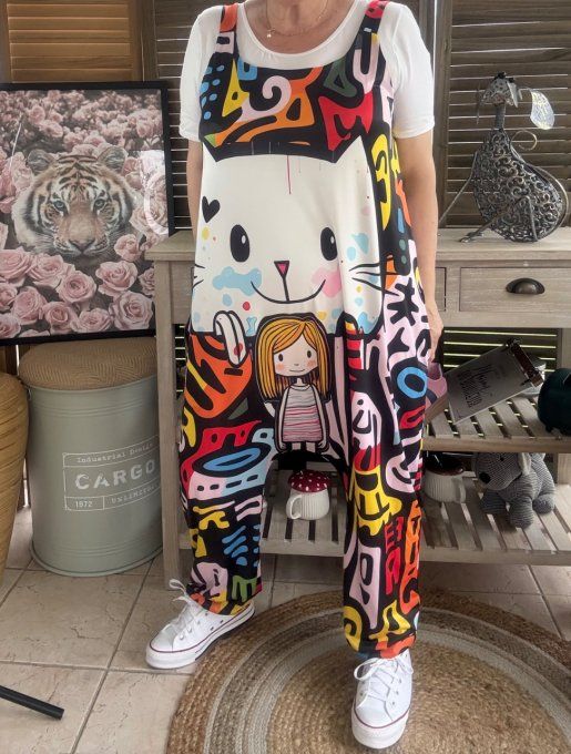 Combinaison salopette noire graffitis multicolores La Fillette et le chat du 38 au 52  