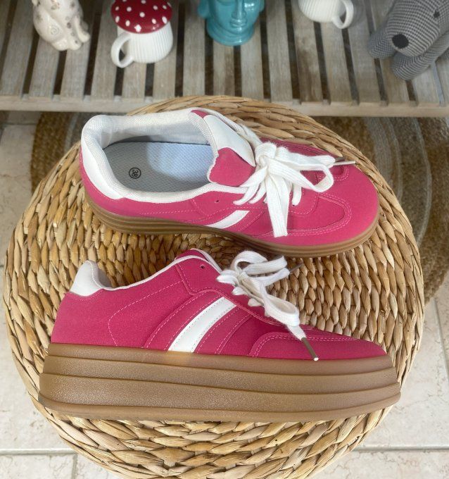 Baskets compensées à lacets suédine rose fuschia & blanc confort ++++ 