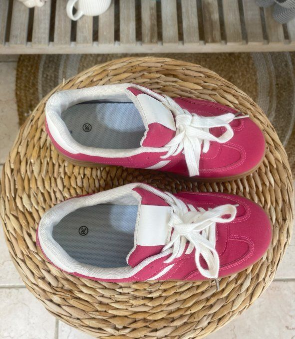 Baskets compensées à lacets suédine rose fuschia & blanc confort ++++ 