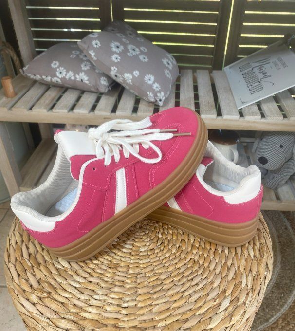 Baskets compensées à lacets suédine rose fuschia & blanc confort ++++ 
