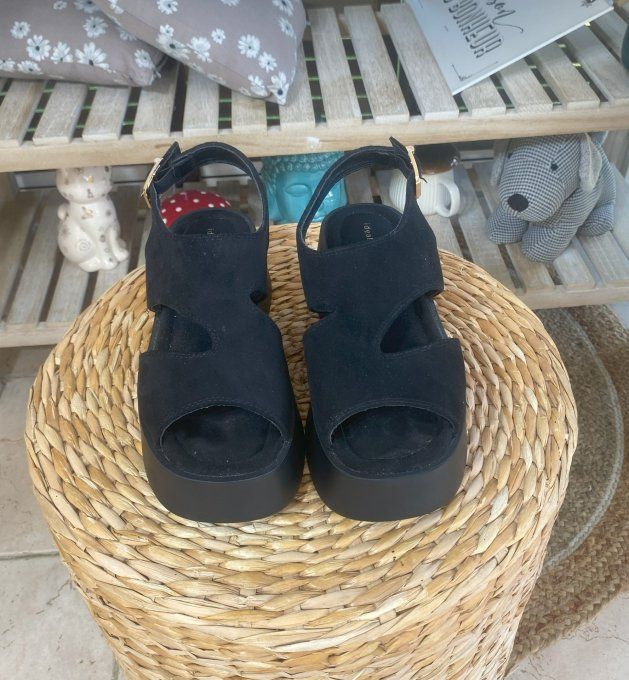 Sandales compensées suédine noire confort ++++  