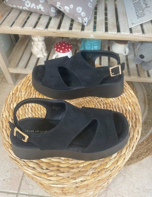 Sandales compensées suédine noire confort ++++  
