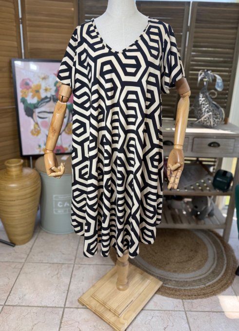 Robe trapèze asymétrique noire et beige Ethnique Mosaïque du 40 au 52/54  