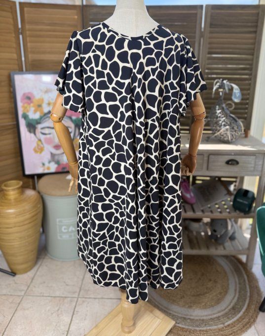 Robe trapèze asymétrique noire et beige Ethnique Girafe du 40 au 52/54 