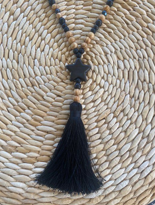Sautoir étoiles pompon noir marbré & perles bois bohème chic 