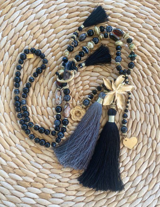 Sautoir camaïeu de gris & noirs perles verre pendentif fleur qualité +++