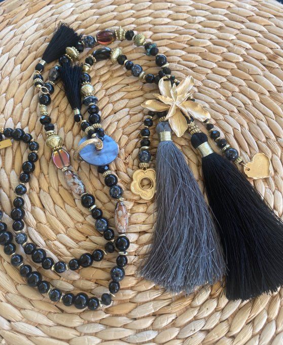 Sautoir camaïeu de gris & noirs perles verre pendentif fleur qualité +++