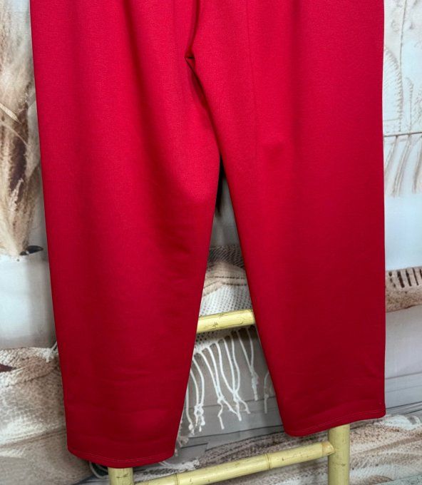 pantalon façon jogg rouge boutons dorés + ceinture confort  ++++ du 38 au 50 
