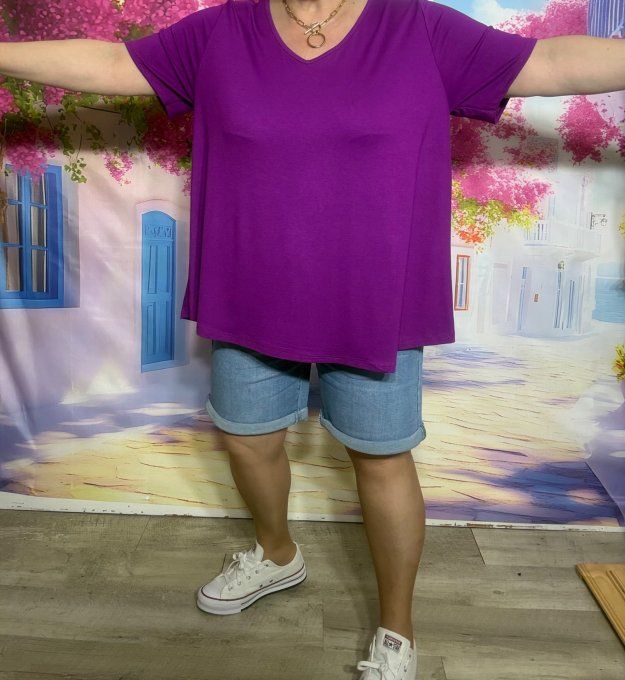 Top trapèze Aubergine manches courtes col V collection Les Basiques du Dressing du 40 au 54