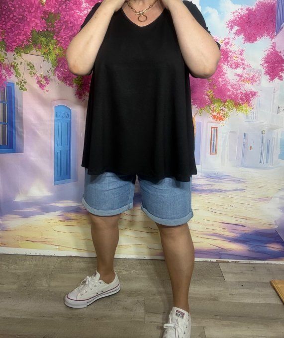 Top trapèze noir manches courtes col V collection Les Basiques du Dressing du 40 au 54