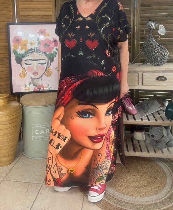 Robe longue noire The Pretty Tattoo Girl du 40 au 50 