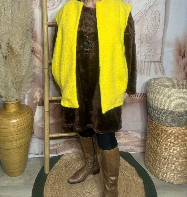 Robe ou maxi-sweat peluche chocolat + collier douceur +++ du 40 au 50