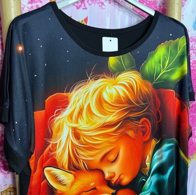 Tee-shirt ample noir manches courtes Le Petit Prince et le Renard du 40 au 50/52