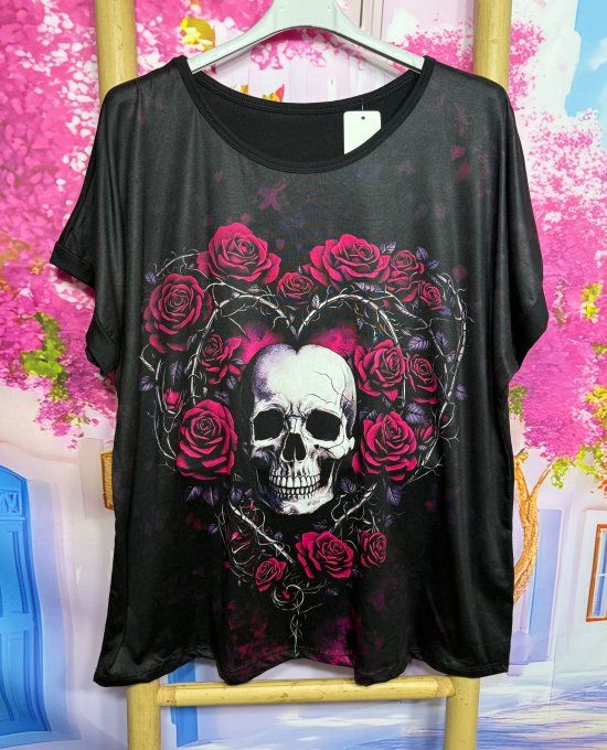 Tee-shirt ample noir manches courtes Love Skulls TDM & Pink Roses du 40 au 50/52 