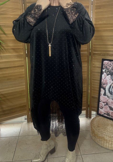 Robe asymétrique mi-longue velours noir dentelle noire strass argentés du 38 au 48/50