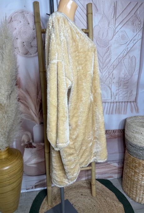 Robe ou maxi-sweat peluche beige champagne + collier douceur +++ du 40 au 50 