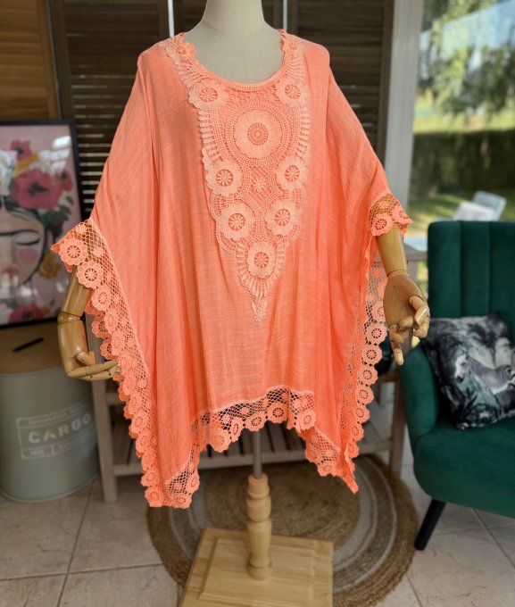 Tunique de plage façon poncho orange fluo broderie anglaise du 42 au 56